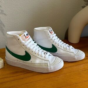 Nike Blazer Mid ‘77 Sneaker, White/Green